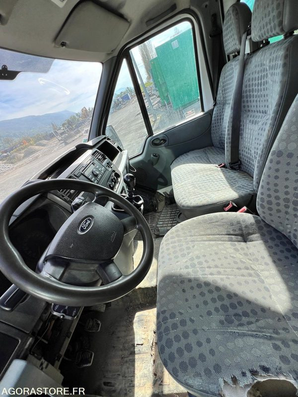 Цельнометаллический фургон UTILITAIRE FORD TRANSIT - 2011 / 160 000 KM - MOTEUR HS: фото 7 Цельнометаллический фургон UTILITAIRE FORD TRANSIT - 2011 / 160 000 KM - MOTEUR HS: фото 7