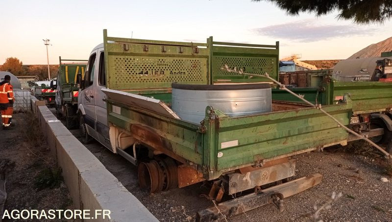 VOLKSWAGEN CRAFTE - 2011 - 213750KM - BL964FA - Малотоннажный самосвал: фото 3 VOLKSWAGEN CRAFTE - 2011 - 213750KM - BL964FA - Малотоннажный самосвал: фото 3