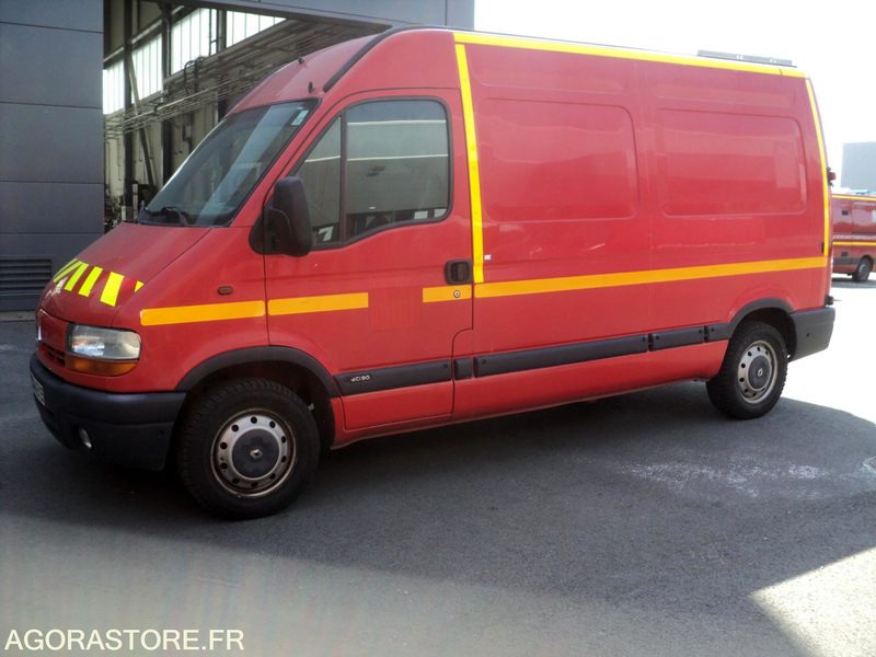 VTU RENAULT MASTER 90 DCI n° 584 AEH 35 - Легковой фургон: фото 4 VTU RENAULT MASTER 90 DCI n° 584 AEH 35 - Легковой фургон: фото 4