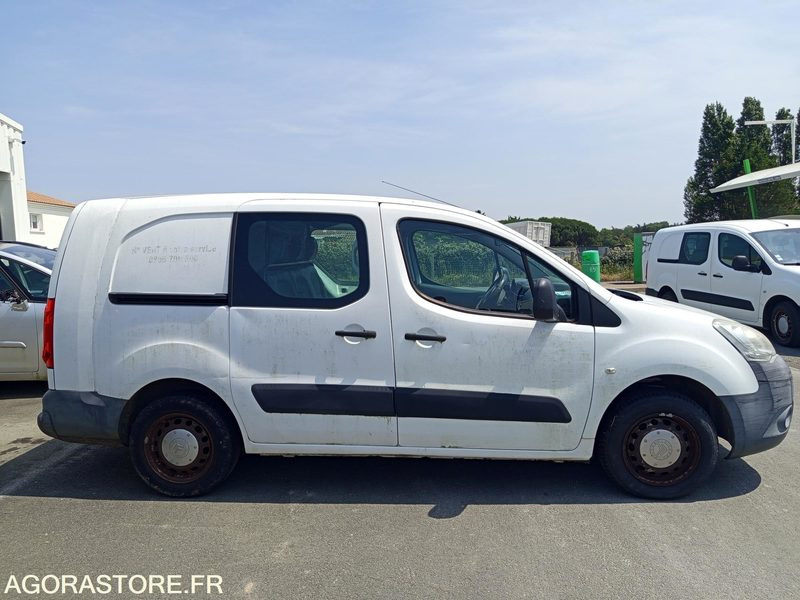 Véhicule utilitaire CITROËN Berlingo - Легковой фургон: фото 2 Véhicule utilitaire CITROËN Berlingo - Легковой фургон: фото 2