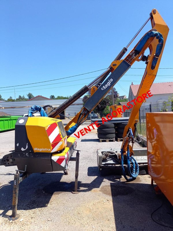 Vends épareuse NOREMAT MAGISTRA M60 - Манипуляторная косилка: фото 1 Vends épareuse NOREMAT MAGISTRA M60 - Манипуляторная косилка: фото 1