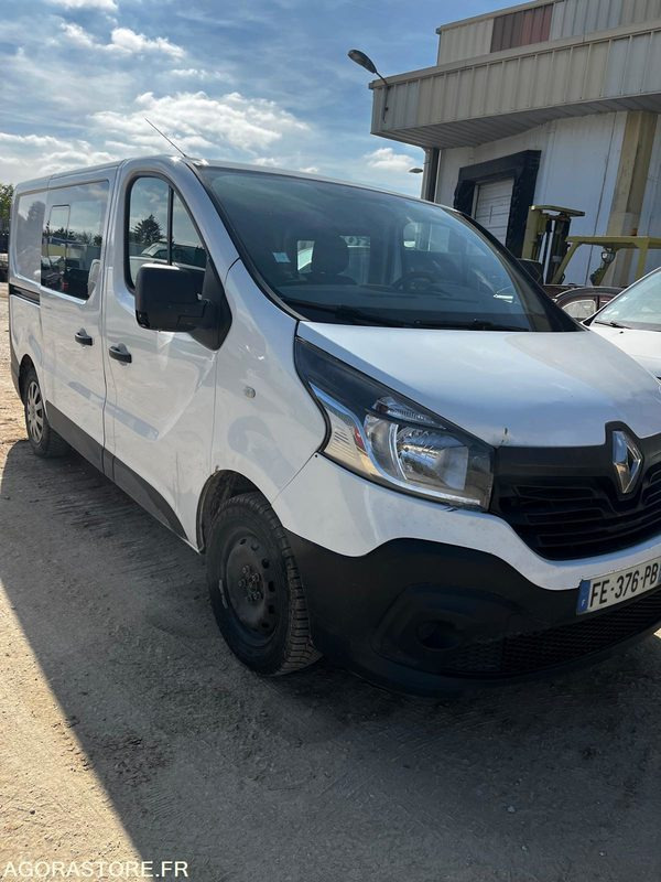 Renault trafic 1.6dci 6places 2019 291000km - Легковой фургон: фото 1 Renault trafic 1.6dci 6places 2019 291000km - Легковой фургон: фото 1