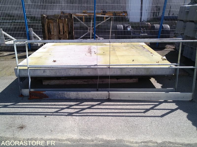 Table élévatrice - Строительное оборудование: фото 1 Table élévatrice - Строительное оборудование: фото 1