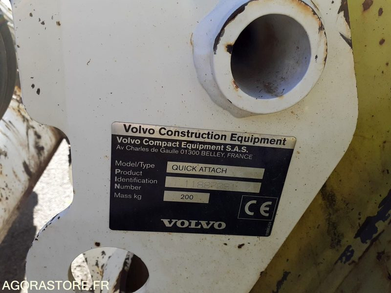 Tractopelle 4x4 volvo bl71 - Экскаватор-погрузчик: фото 4 Tractopelle 4x4 volvo bl71 - Экскаватор-погрузчик: фото 4