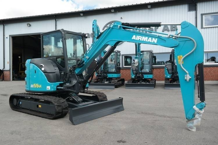 Airman AX 55 U-7  - Мини-экскаватор: фото 1 Airman AX 55 U-7  - Мини-экскаватор: фото 1