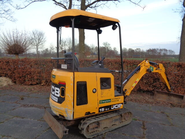JCB 15C - Мини-экскаватор: фото 4 JCB 15C - Мини-экскаватор: фото 4
