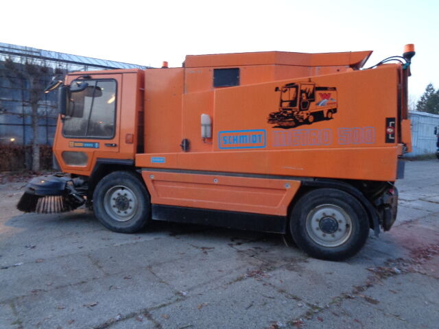 Schmidt Metro 500 4x2 - Подметально-уборочная машина: фото 5 Schmidt Metro 500 4x2 - Подметально-уборочная машина: фото 5