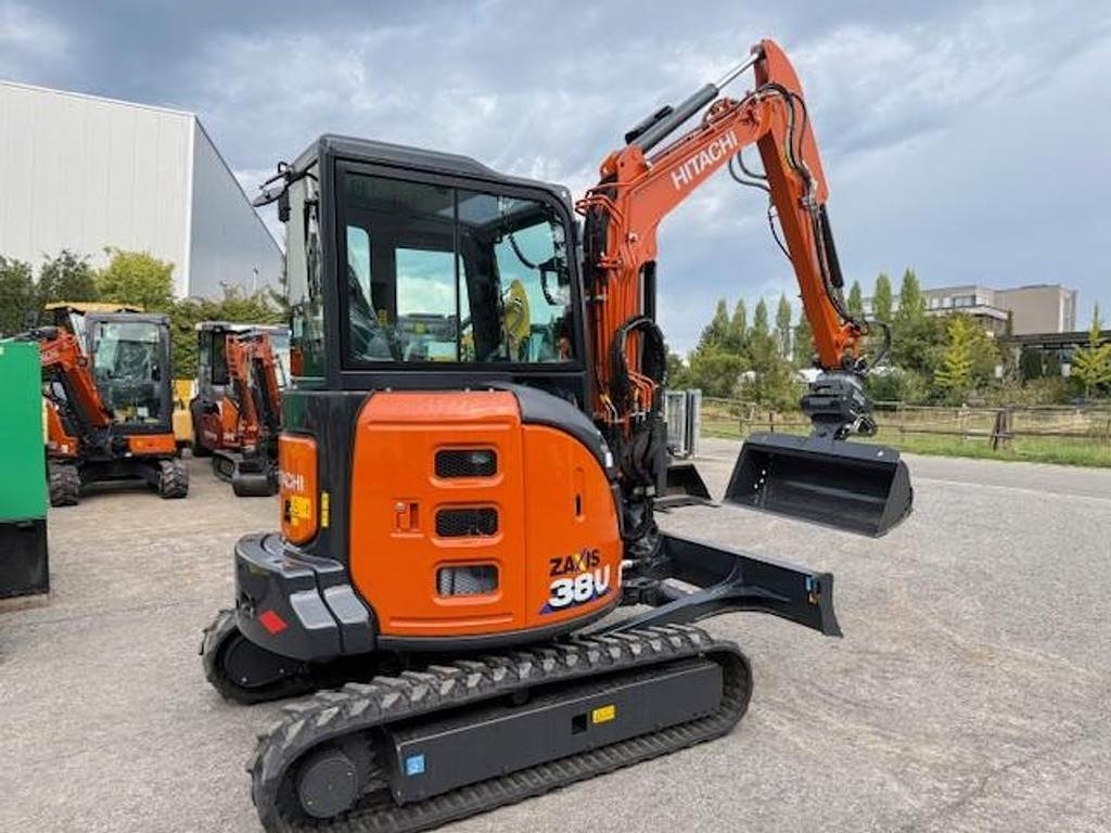 Hitachi ZX 38 U-6 MTC (P-Line) - Мини-экскаватор: фото 3 Hitachi ZX 38 U-6 MTC (P-Line) - Мини-экскаватор: фото 3