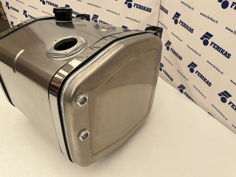 Hydraulic aluminum oil tank 250L - Бак для гидравлической жидкости для Грузовиков: фото 3 Hydraulic aluminum oil tank 250L - Бак для гидравлической жидкости для Грузовиков: фото 3