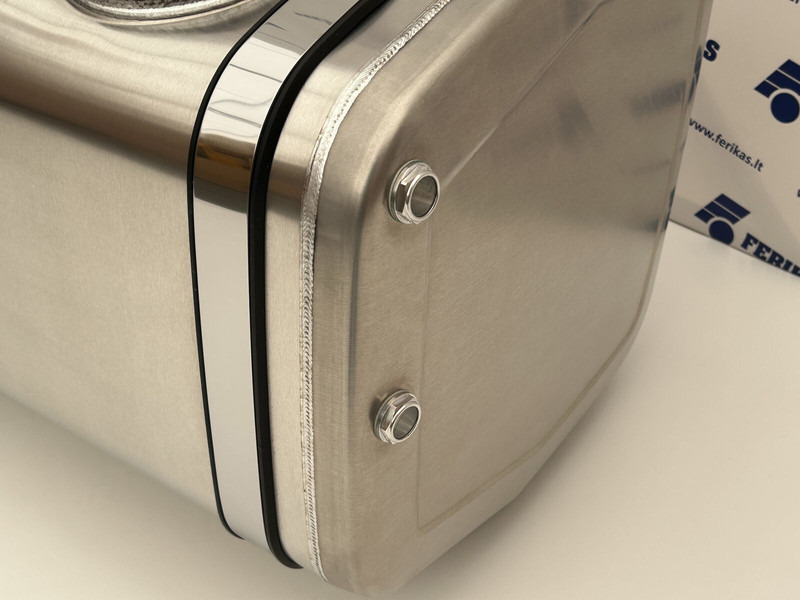 Hydraulic aluminum oil tank 300L - Бак для гидравлической жидкости для Грузовиков: фото 5 Hydraulic aluminum oil tank 300L - Бак для гидравлической жидкости для Грузовиков: фото 5