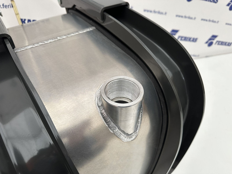 Hydraulic oil aluminum tank 65L - Бак для гидравлической жидкости для Грузовиков: фото 5 Hydraulic oil aluminum tank 65L - Бак для гидравлической жидкости для Грузовиков: фото 5