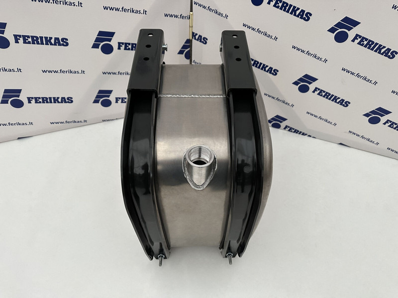 Hydraulic oil aluminum tank 65L - Бак для гидравлической жидкости для Грузовиков: фото 4 Hydraulic oil aluminum tank 65L - Бак для гидравлической жидкости для Грузовиков: фото 4