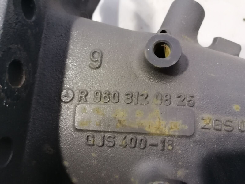 Mercedes-Benz - Кузов и экстерьер для Грузовиков: фото 3 Mercedes-Benz - Кузов и экстерьер для Грузовиков: фото 3