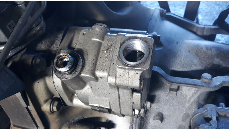 Mercedes-Benz MB power steering pump - Насос гидроусилителя для Грузовиков: фото 1 Mercedes-Benz MB power steering pump - Насос гидроусилителя для Грузовиков: фото 1