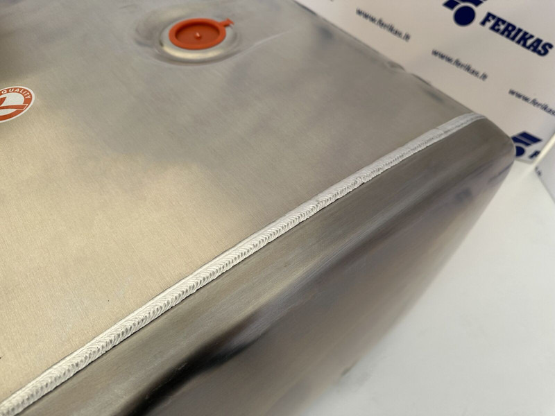 Mercedes-Benz New aluminum fuel tank 200L - Топливный бак для Грузовиков: фото 5 Mercedes-Benz New aluminum fuel tank 200L - Топливный бак для Грузовиков: фото 5