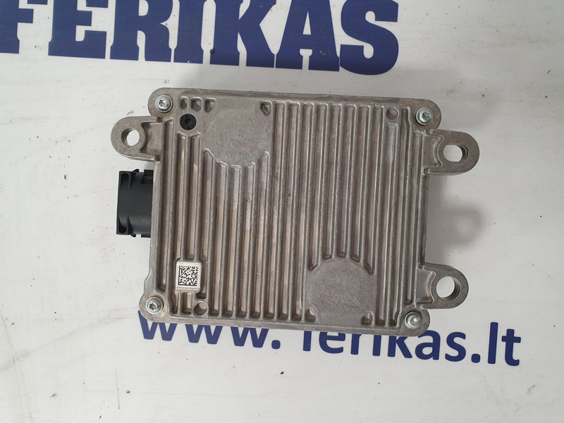 Mercedes-Benz distance radar sensor - Сенсор для Грузовиков: фото 3 Mercedes-Benz distance radar sensor - Сенсор для Грузовиков: фото 3