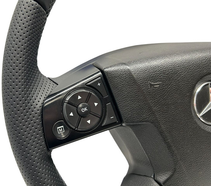 Mercedes-Benz refurbished steering wheel - Рулевое колесо для Грузовиков: фото 4 Mercedes-Benz refurbished steering wheel - Рулевое колесо для Грузовиков: фото 4