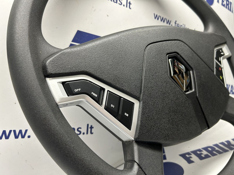 Renault steering wheel (brand new codition) - Рулевое колесо для Грузовиков: фото 2 Renault steering wheel (brand new codition) - Рулевое колесо для Грузовиков: фото 2