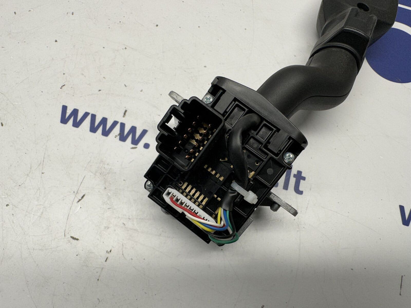 Scania R 2017 - Подрулевой переключатель для Грузовиков: фото 3 Scania R 2017 - Подрулевой переключатель для Грузовиков: фото 3