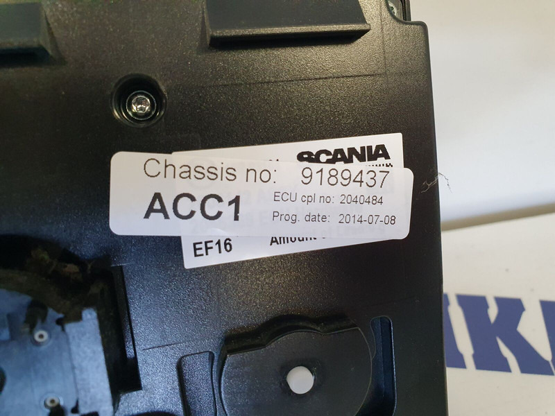 Scania heater control unit - Приборная панель для Грузовиков: фото 3 Scania heater control unit - Приборная панель для Грузовиков: фото 3