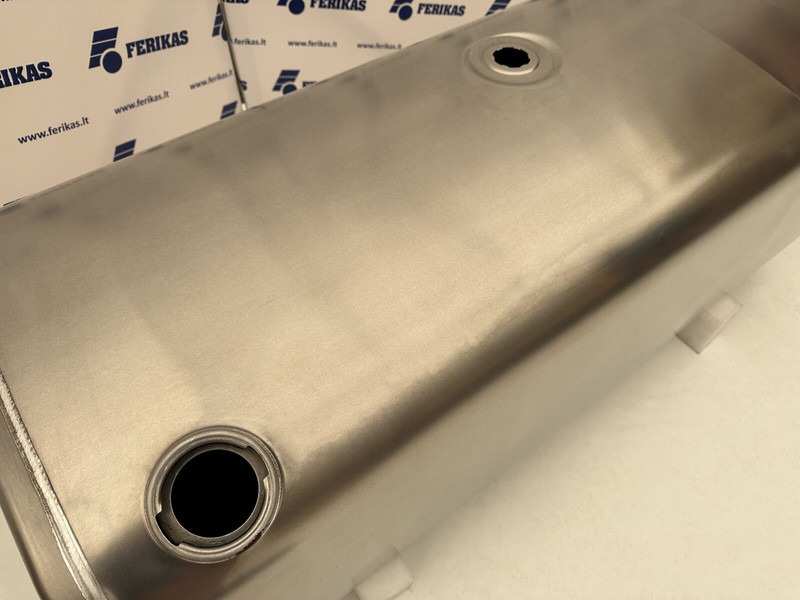 Volvo - Топливный бак для Грузовиков: фото 4 Volvo - Топливный бак для Грузовиков: фото 4