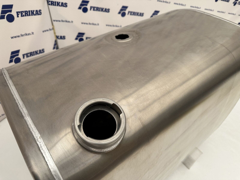 Volvo New aluminum fuel tank 365L - Топливный бак для Грузовиков: фото 4 Volvo New aluminum fuel tank 365L - Топливный бак для Грузовиков: фото 4