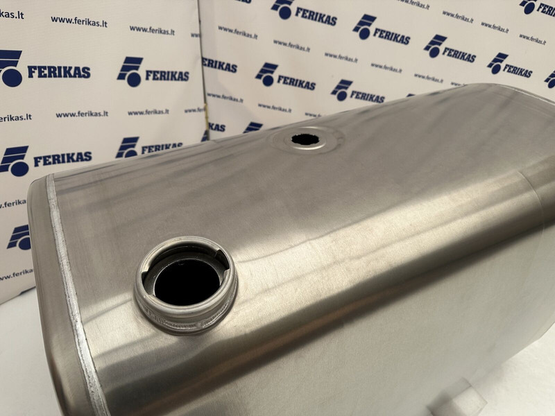 Volvo New aluminum fuel tank 450L - Топливный бак для Грузовиков: фото 4 Volvo New aluminum fuel tank 450L - Топливный бак для Грузовиков: фото 4