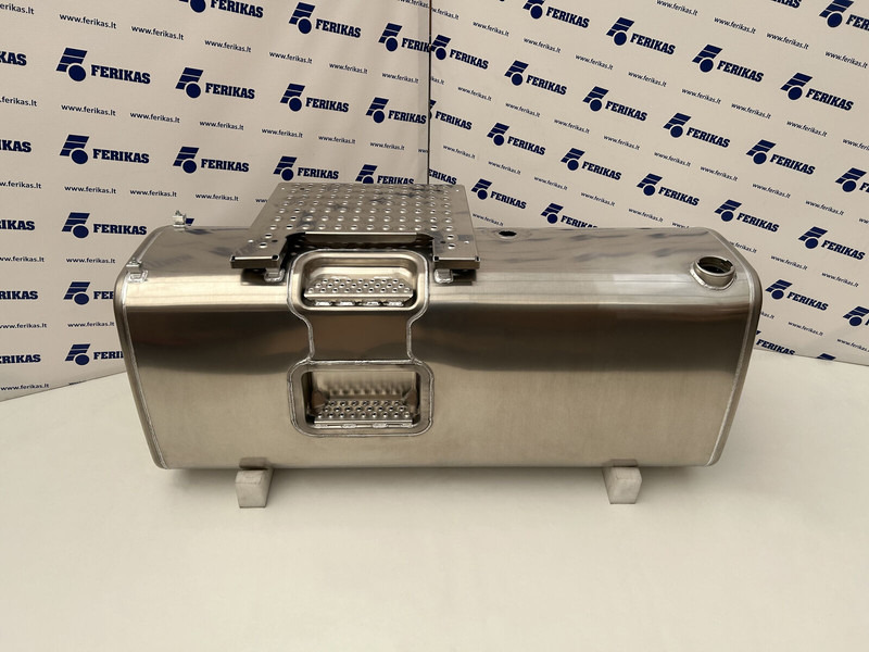 Volvo New aluminum fuel tank 700L - Топливный бак для Грузовиков: фото 1 Volvo New aluminum fuel tank 700L - Топливный бак для Грузовиков: фото 1