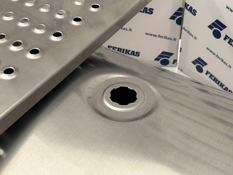 Volvo New aluminum fuel tank 700L - Топливный бак для Грузовиков: фото 5 Volvo New aluminum fuel tank 700L - Топливный бак для Грузовиков: фото 5