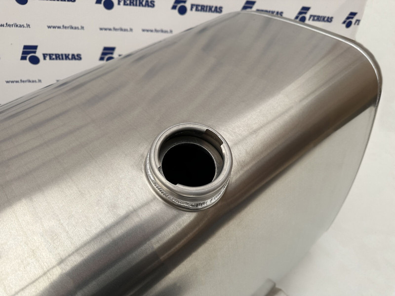 Volvo New aluminum fuel tank 870L - Топливный бак для Грузовиков: фото 4 Volvo New aluminum fuel tank 870L - Топливный бак для Грузовиков: фото 4
