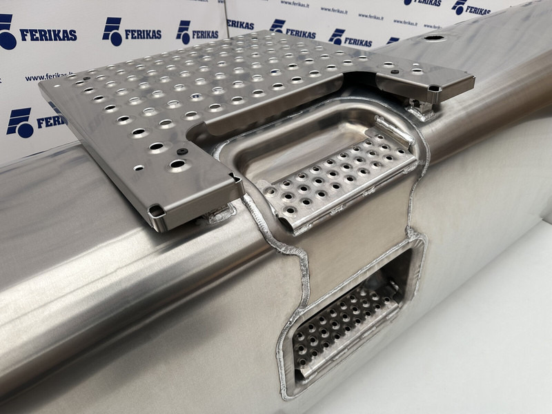 Volvo New aluminum fuel tank 870L - Топливный бак для Грузовиков: фото 5 Volvo New aluminum fuel tank 870L - Топливный бак для Грузовиков: фото 5