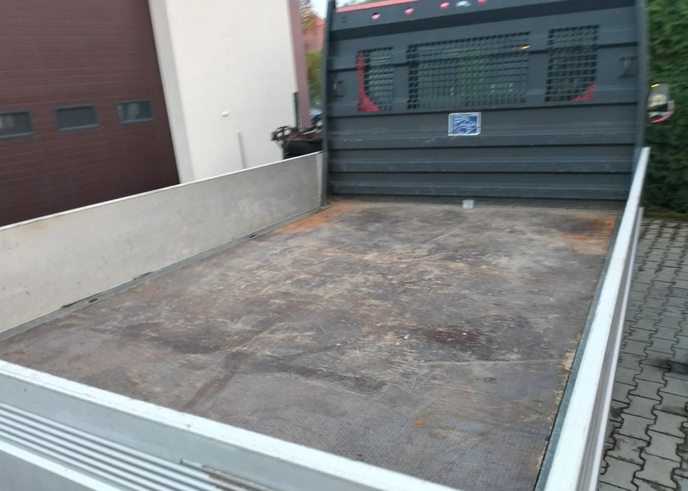 Inny Zabudowa 3.60 scatolini aluminiowe burty - Грузопассажирский фургон: фото 4 Inny Zabudowa 3.60 scatolini aluminiowe burty - Грузопассажирский фургон: фото 4