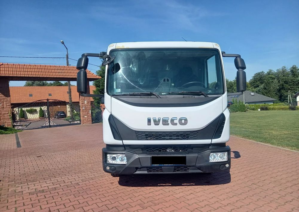 Iveco EURO CARGO 120 - 190 EURO 6 - Грузовик-цистерна: фото 4 Iveco EURO CARGO 120 - 190 EURO 6 - Грузовик-цистерна: фото 4