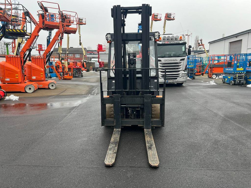 Doosan B50X5 5T 6m Triplex non-marking (1841) - Электропогрузчик: фото 4 Doosan B50X5 5T 6m Triplex non-marking (1841) - Электропогрузчик: фото 4