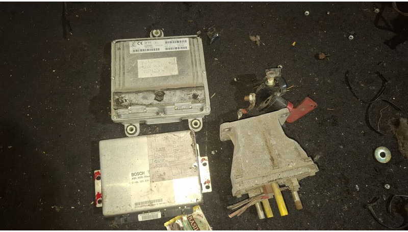 Mercedes-Benz - Блок управления: фото 4 Mercedes-Benz - Блок управления: фото 4