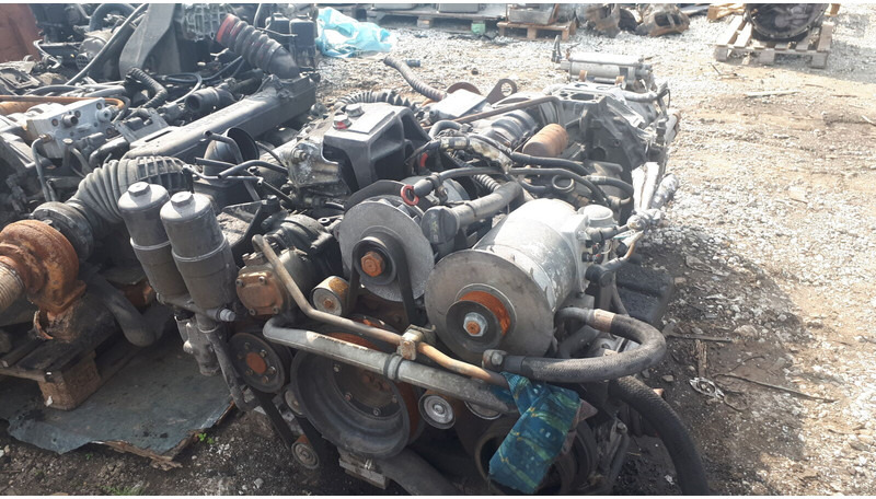 Mercedes-Benz OM 457hla - Двигатель: фото 1 Mercedes-Benz OM 457hla - Двигатель: фото 1