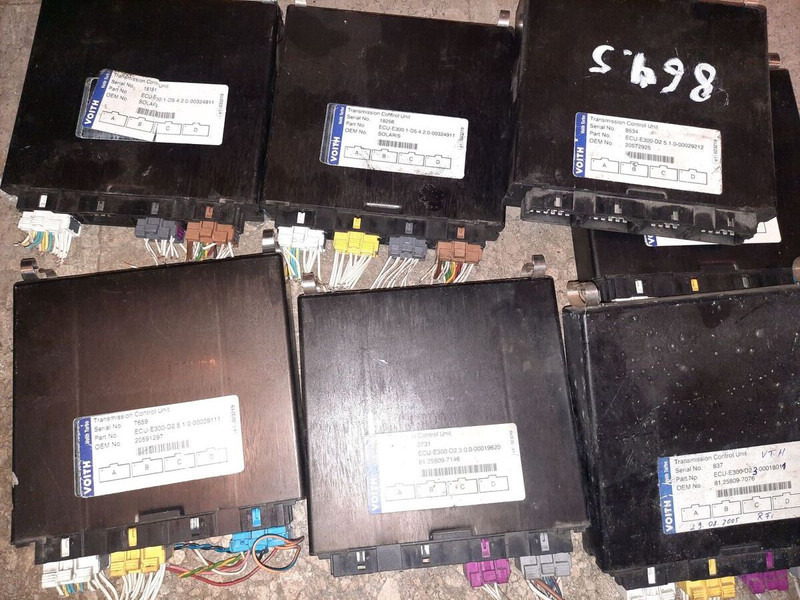 Voith ECU-E300 D2.3.0.0-00018011 - Блок управления: фото 3 Voith ECU-E300 D2.3.0.0-00018011 - Блок управления: фото 3