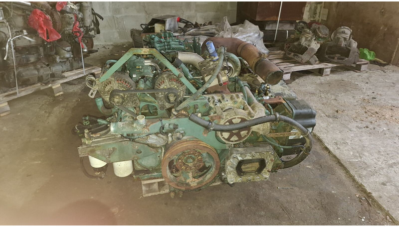 Volvo DH12D 420EC01. DH12E340EC06 . - Двигатель: фото 2 Volvo DH12D 420EC01. DH12E340EC06 . - Двигатель: фото 2