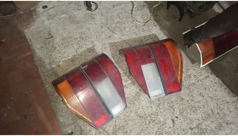 Volvo - Поворотный сигнал: фото 1 Volvo - Поворотный сигнал: фото 1