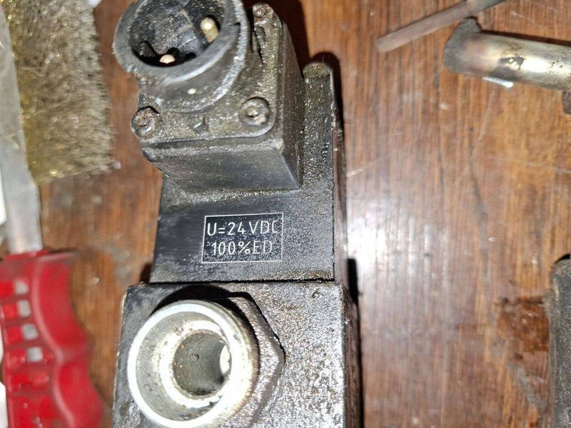 Volvo ZFLS / Herion - Гидравлический цилиндр: фото 5 Volvo ZFLS / Herion - Гидравлический цилиндр: фото 5