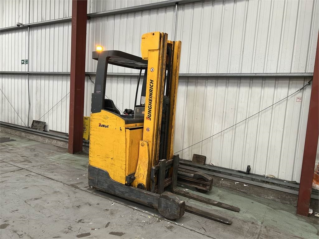 Jungheinrich ETV214 - Ричтрак: фото 4 Jungheinrich ETV214 - Ричтрак: фото 4