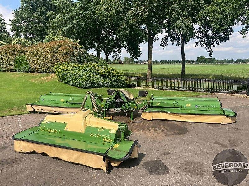 Krone Easy Cut B 1000 CV - EC F 320 CV - Косилка: фото 1 Krone Easy Cut B 1000 CV - EC F 320 CV - Косилка: фото 1