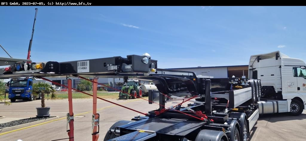 Krone Container Chassi SDC 27 eLTU5-2 - Полуприцеп-контейнеровоз/ Сменный кузов: фото 2 Krone Container Chassi SDC 27 eLTU5-2 - Полуприцеп-контейнеровоз/ Сменный кузов: фото 2