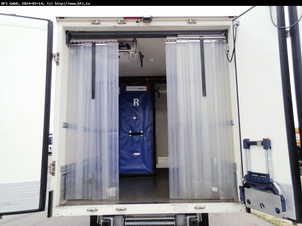 MAN TGE 3.140 4x2 F SB Bi-Temp Kühlkoffer, Carrier P MAN TGE 3.140 4x2 F SB Bi-Temp Kühlkoffer, Carrier P - Фургон-рефрижератор: фото 2 MAN TGE 3.140 4x2 F SB Bi-Temp Kühlkoffer, Carrier P MAN TGE 3.140 4x2 F SB Bi-Temp Kühlkoffer, Carrier P - Фургон-рефрижератор: фото 2