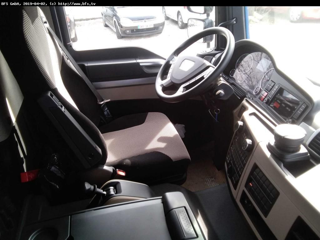 MAN TGM 15.250 4x2 BL Koffer LBW - Грузовик с закрытым кузовом: фото 4 MAN TGM 15.250 4x2 BL Koffer LBW - Грузовик с закрытым кузовом: фото 4