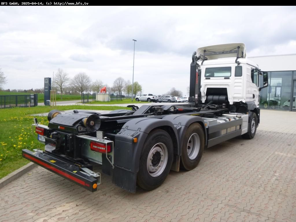 MAN TGS (TG3) 26.520 6x2-4 BL CH HIAB - Крюковой мультилифт: фото 2 MAN TGS (TG3) 26.520 6x2-4 BL CH HIAB - Крюковой мультилифт: фото 2