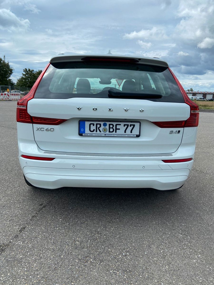 Volvo XC 60 XC60 Momentum Pro AWD - Внедорожник: фото 2 Volvo XC 60 XC60 Momentum Pro AWD - Внедорожник: фото 2