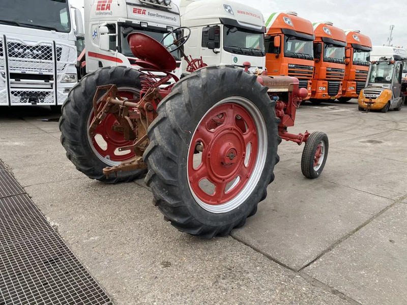 Farmall SUPER F.C. SUPER F.C. TRAKTOR - Трактор: фото 5 Farmall SUPER F.C. SUPER F.C. TRAKTOR - Трактор: фото 5