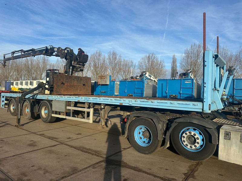 Floor HIAB Roller 165-F3 Rotator - Полуприцеп бортовой/ Платформа: фото 1 Floor HIAB Roller 165-F3 Rotator - Полуприцеп бортовой/ Платформа: фото 1