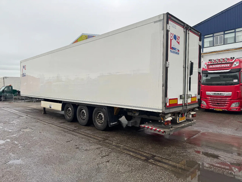 Krone SD 3 AXLE DISC BRAKES THERMO KING SLXe + DHOLLANDIA 2000kg - Полуприцеп-рефрижератор: фото 4 Krone SD 3 AXLE DISC BRAKES THERMO KING SLXe + DHOLLANDIA 2000kg - Полуприцеп-рефрижератор: фото 4